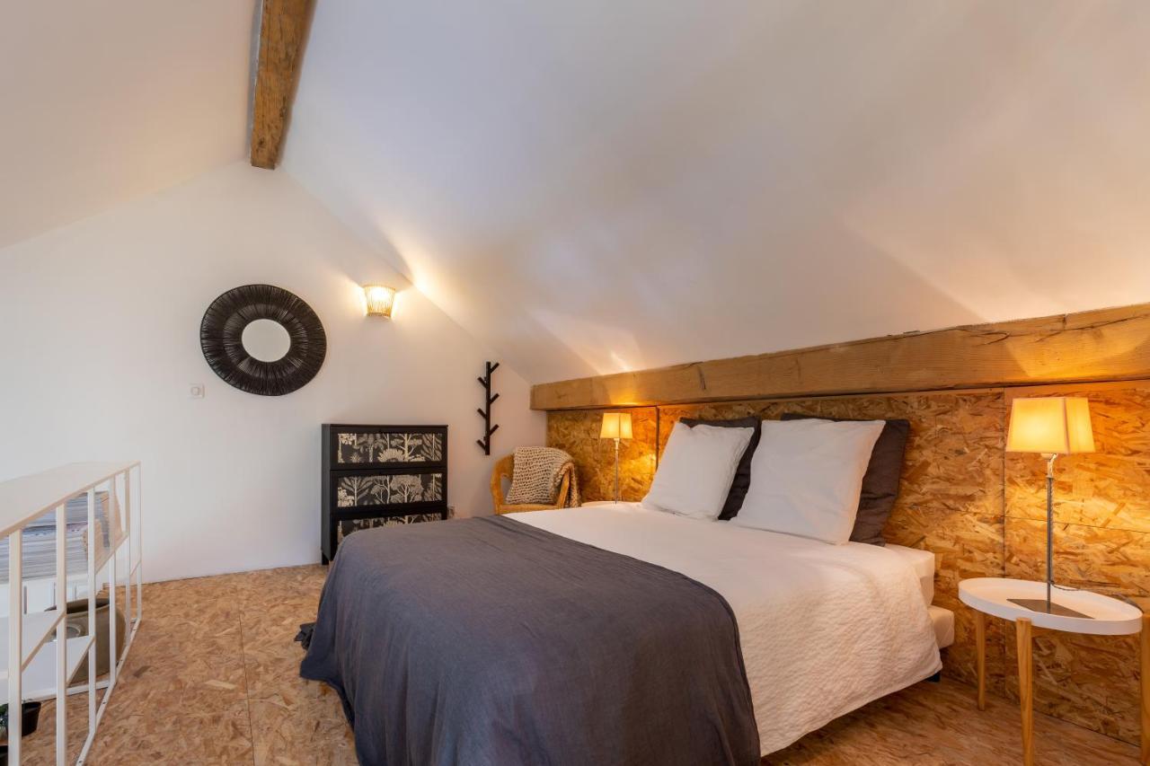 Bed and Breakfast La Burie Saint-Savinien Экстерьер фото